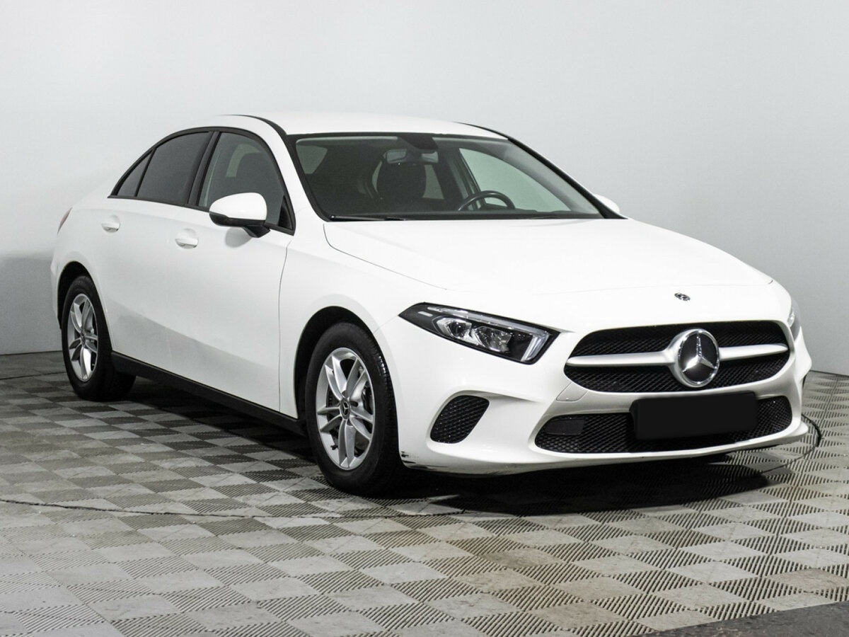 Купить Mercedes-Benz A-Класс с пробегом. Фото: #2