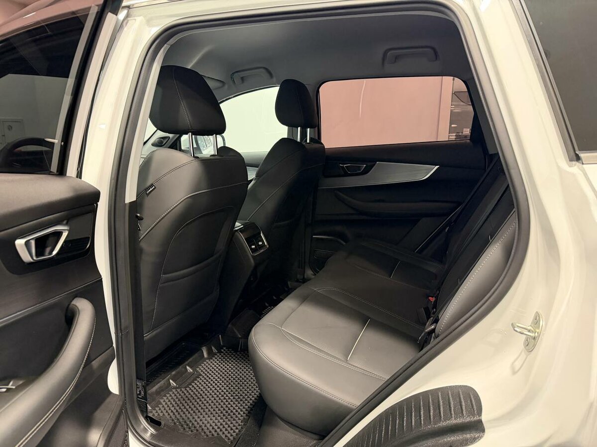 Купить Chery Tiggo 7 Pro Max с пробегом. Фото: #12