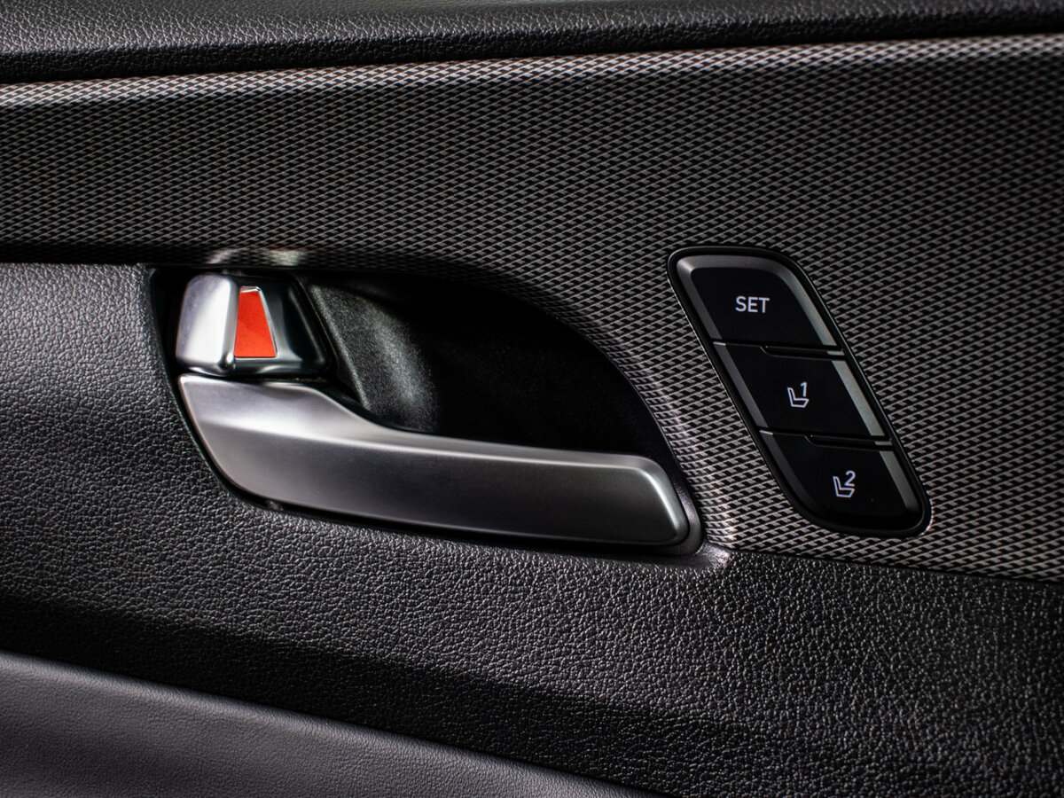 Купить Hyundai Santa Fe с пробегом. Фото: #17