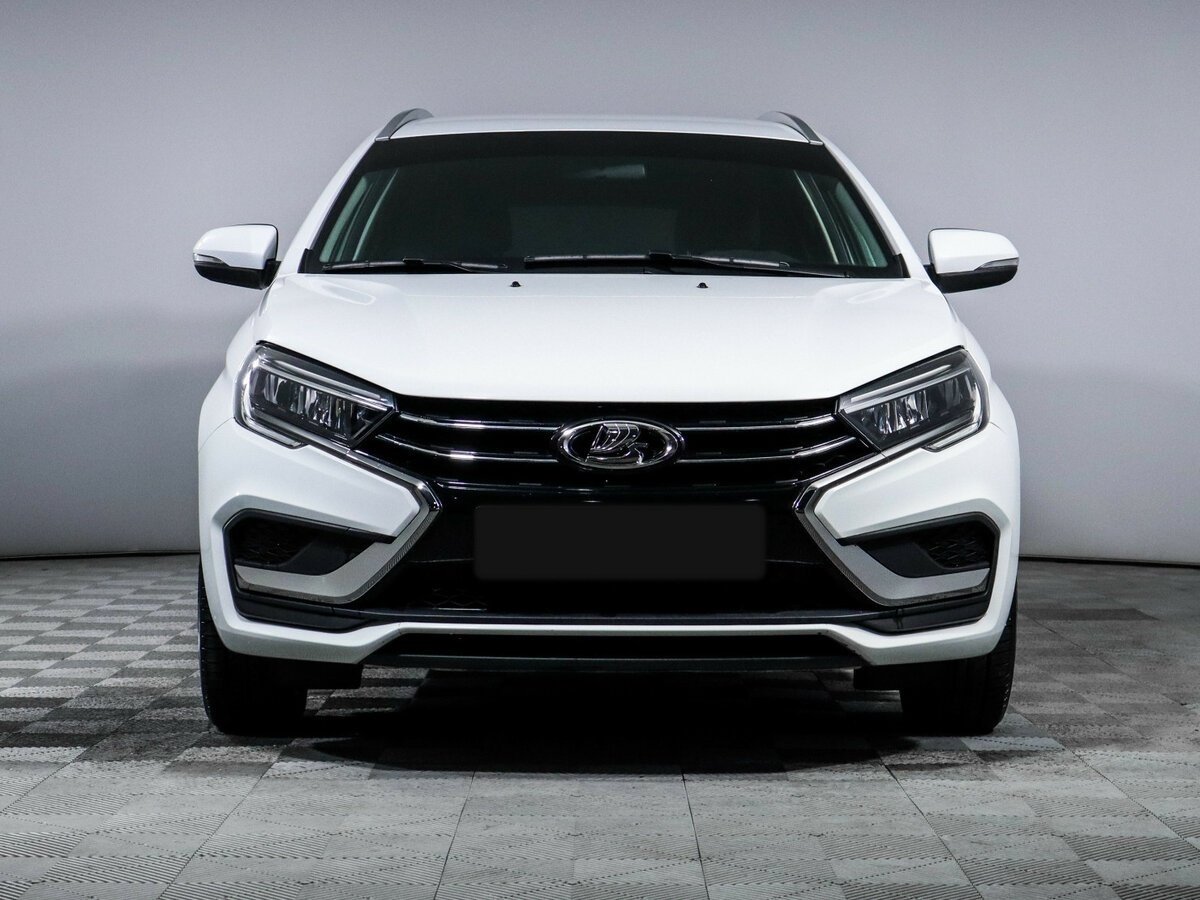 Купить Lada (ВАЗ) Vesta с пробегом. Фото: #1