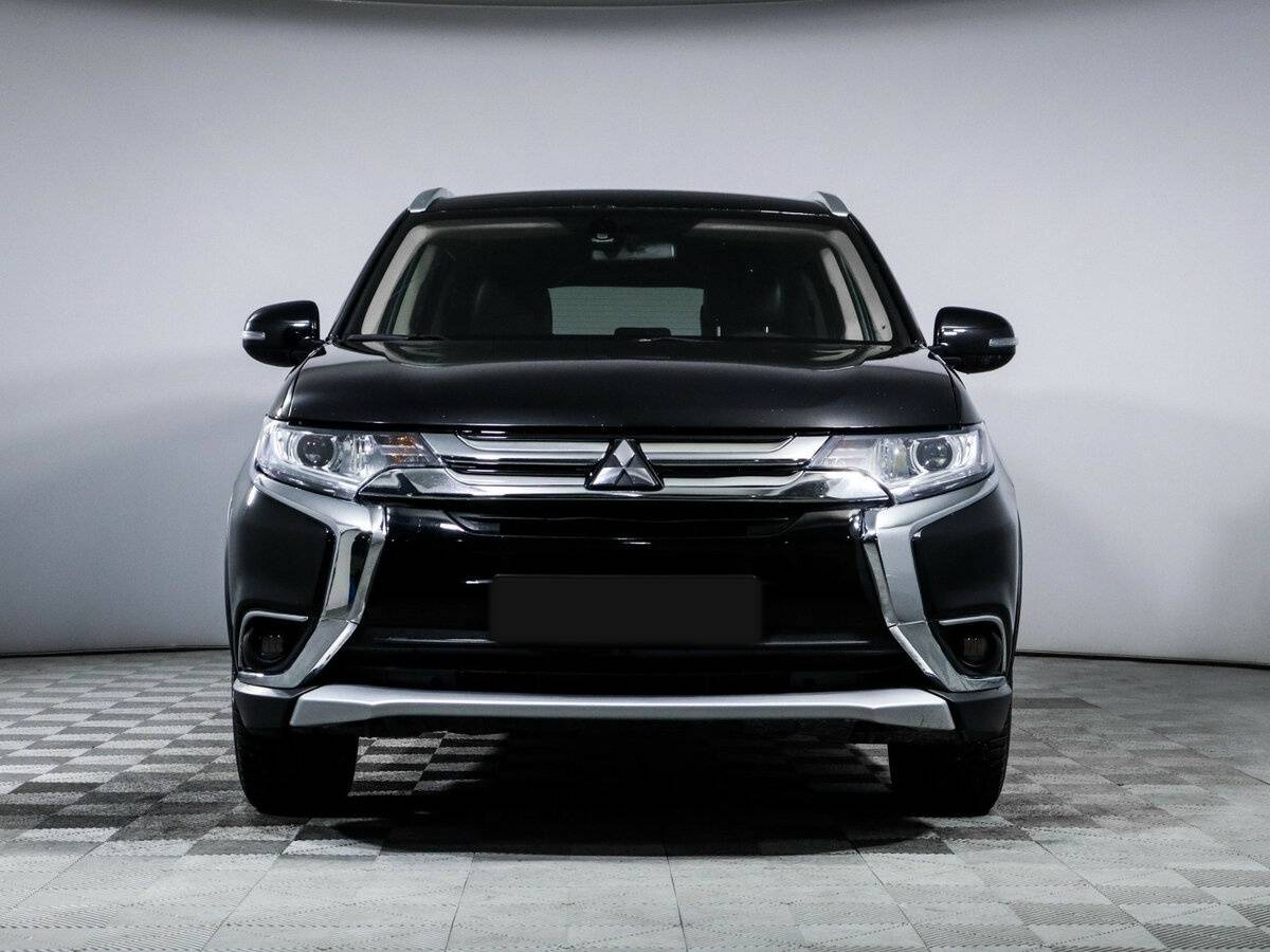 Купить Mitsubishi Outlander с пробегом. Фото: #1