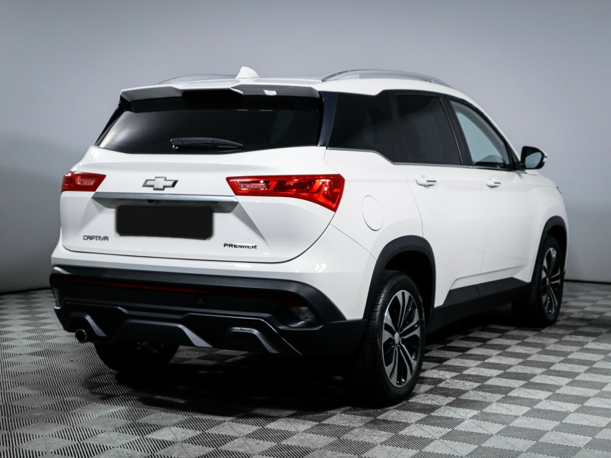 Купить Chevrolet Captiva с пробегом. Фото: #4