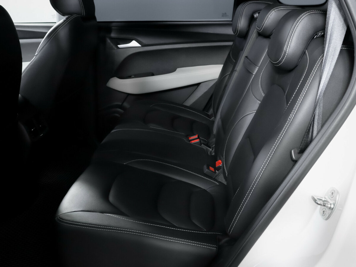 Купить Chevrolet Captiva с пробегом. Фото: #9