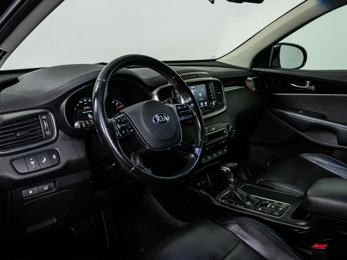 Купить Kia Sorento с пробегом. Фото: #7