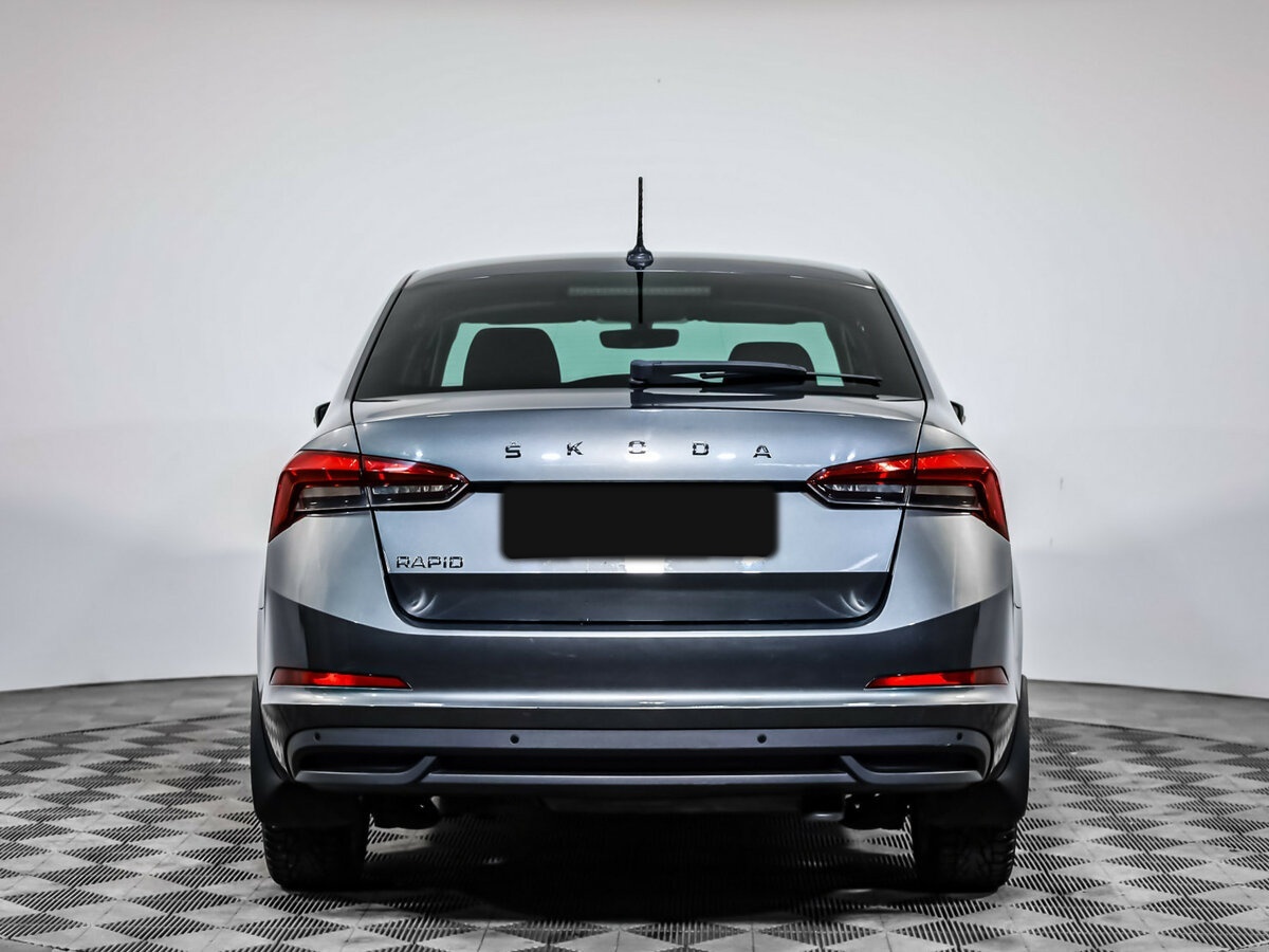 Купить Skoda Rapid с пробегом. Фото: #4