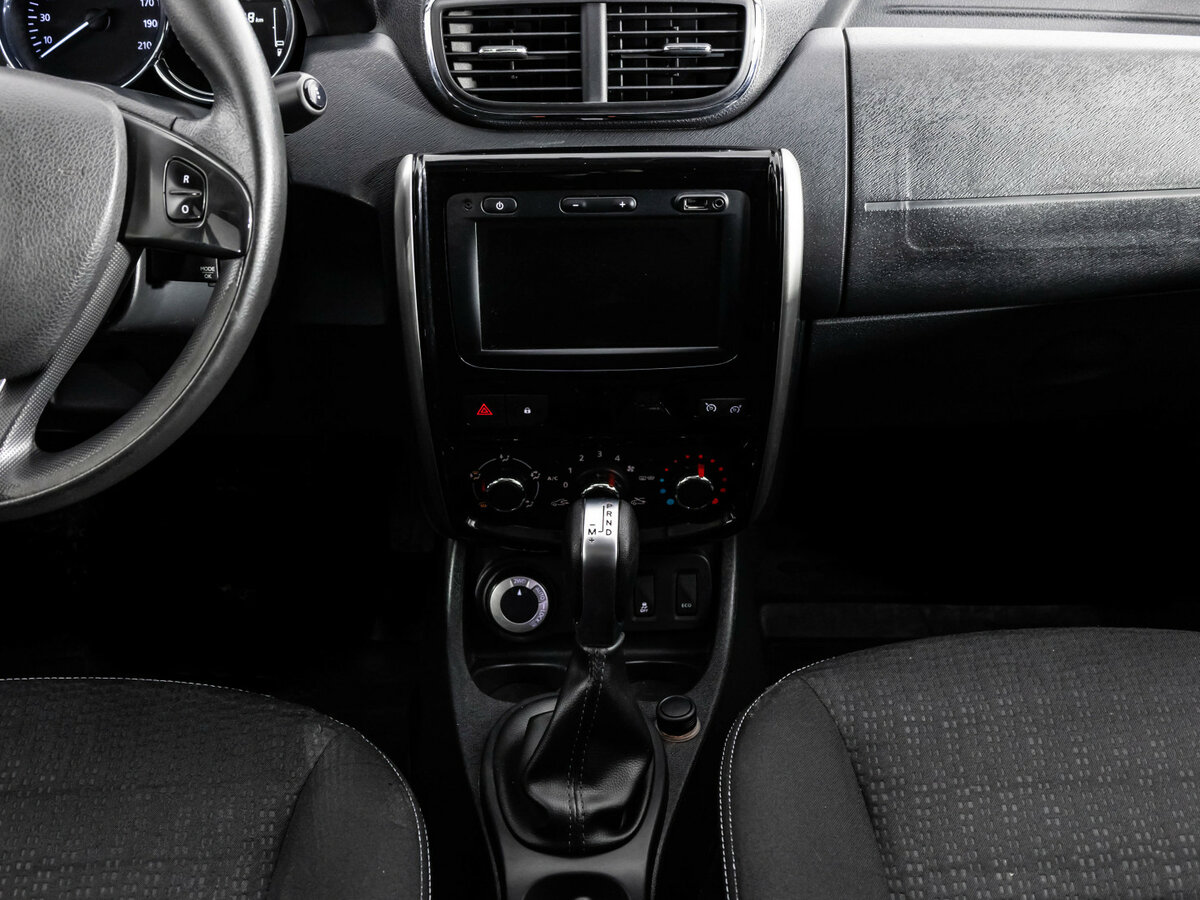 Купить Nissan Terrano с пробегом. Фото: #9