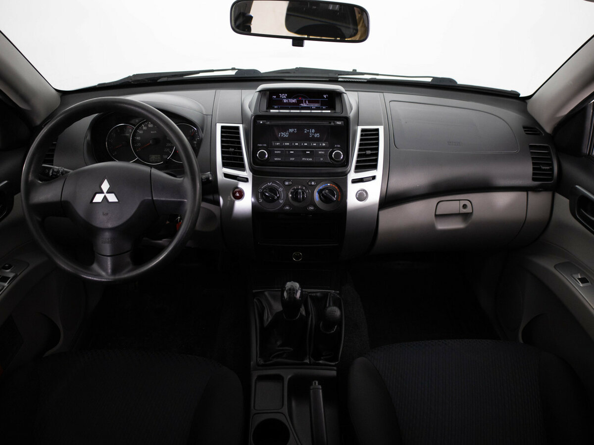 Купить Mitsubishi Pajero Sport с пробегом. Фото: #9