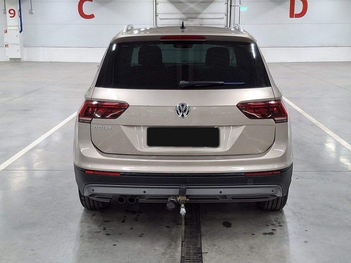 Купить Volkswagen Tiguan с пробегом. Фото: #5