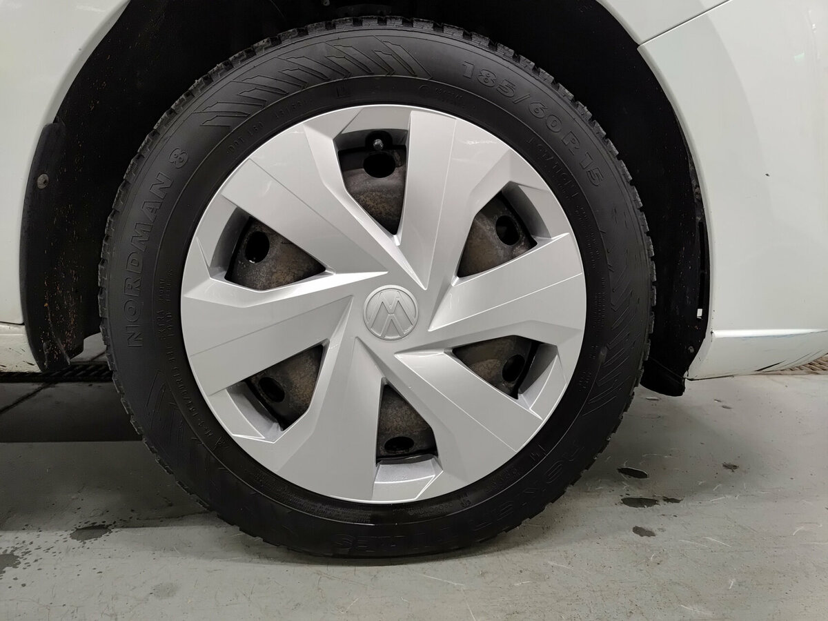 Купить Volkswagen Polo с пробегом. Фото: #17