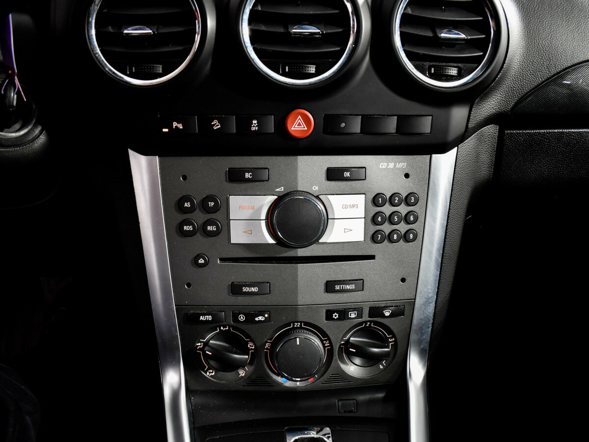 Купить Opel Antara с пробегом. Фото: #15