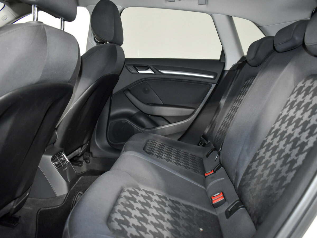 Купить Audi A3 с пробегом. Фото: #13