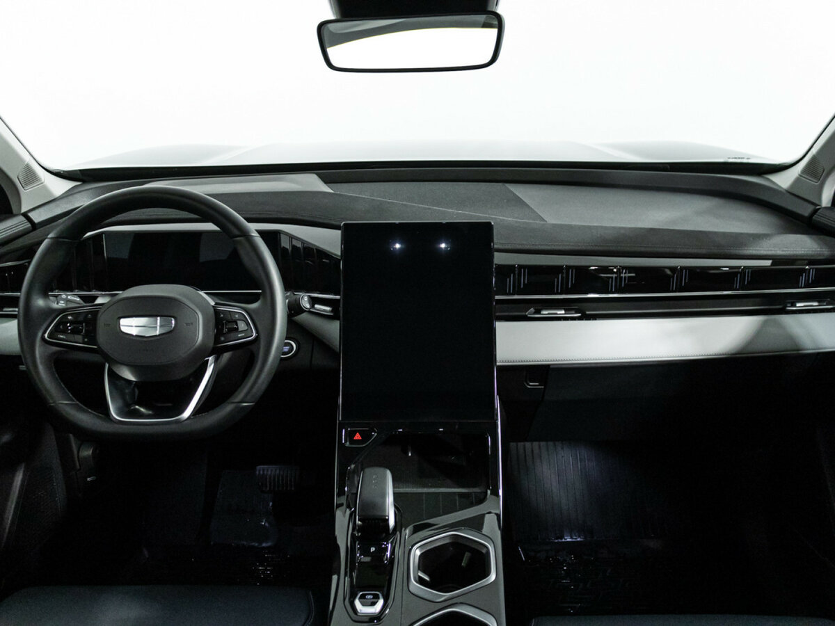 Купить Geely Atlas с пробегом. Фото: #10