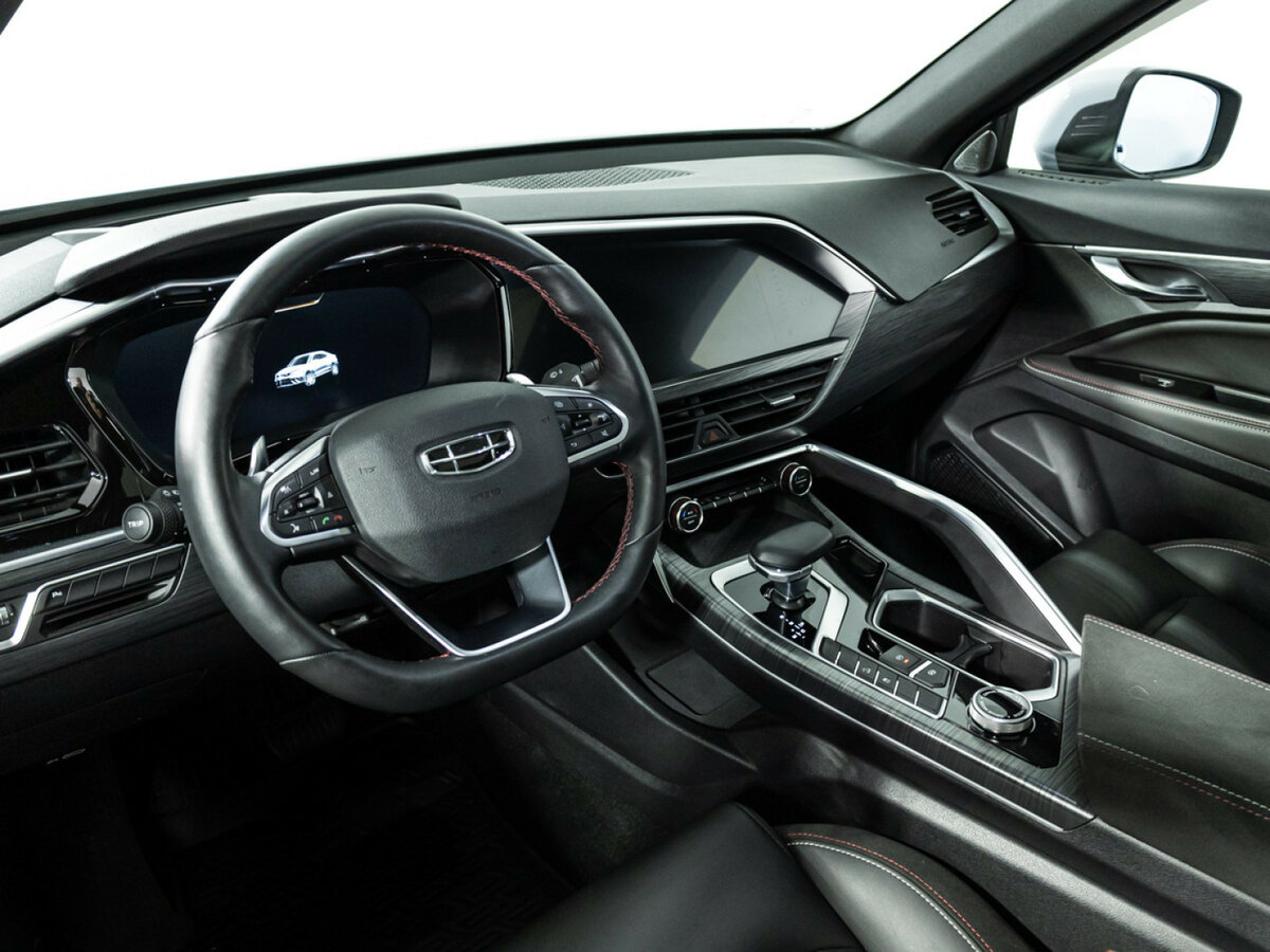 Купить Geely Tugella с пробегом. Фото: #8