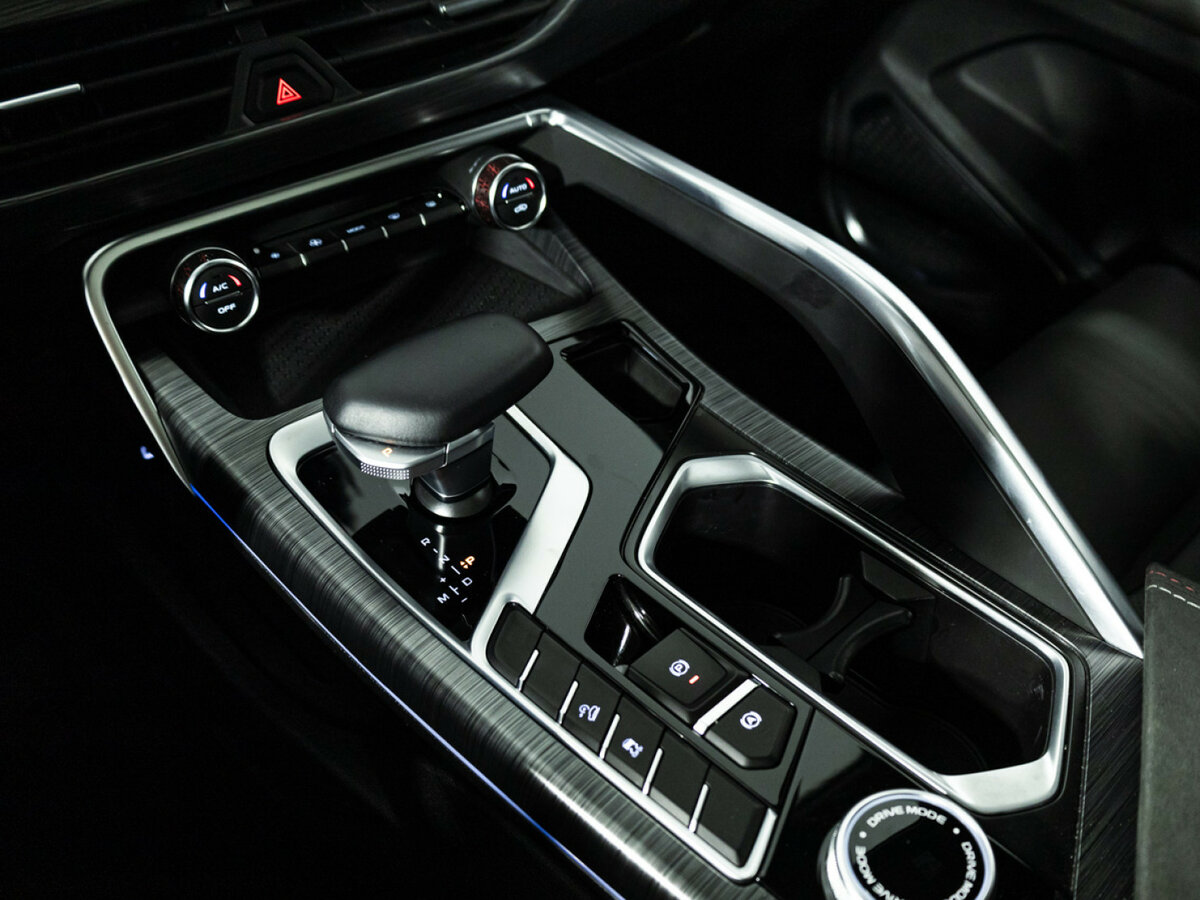 Купить Geely Tugella с пробегом. Фото: #18