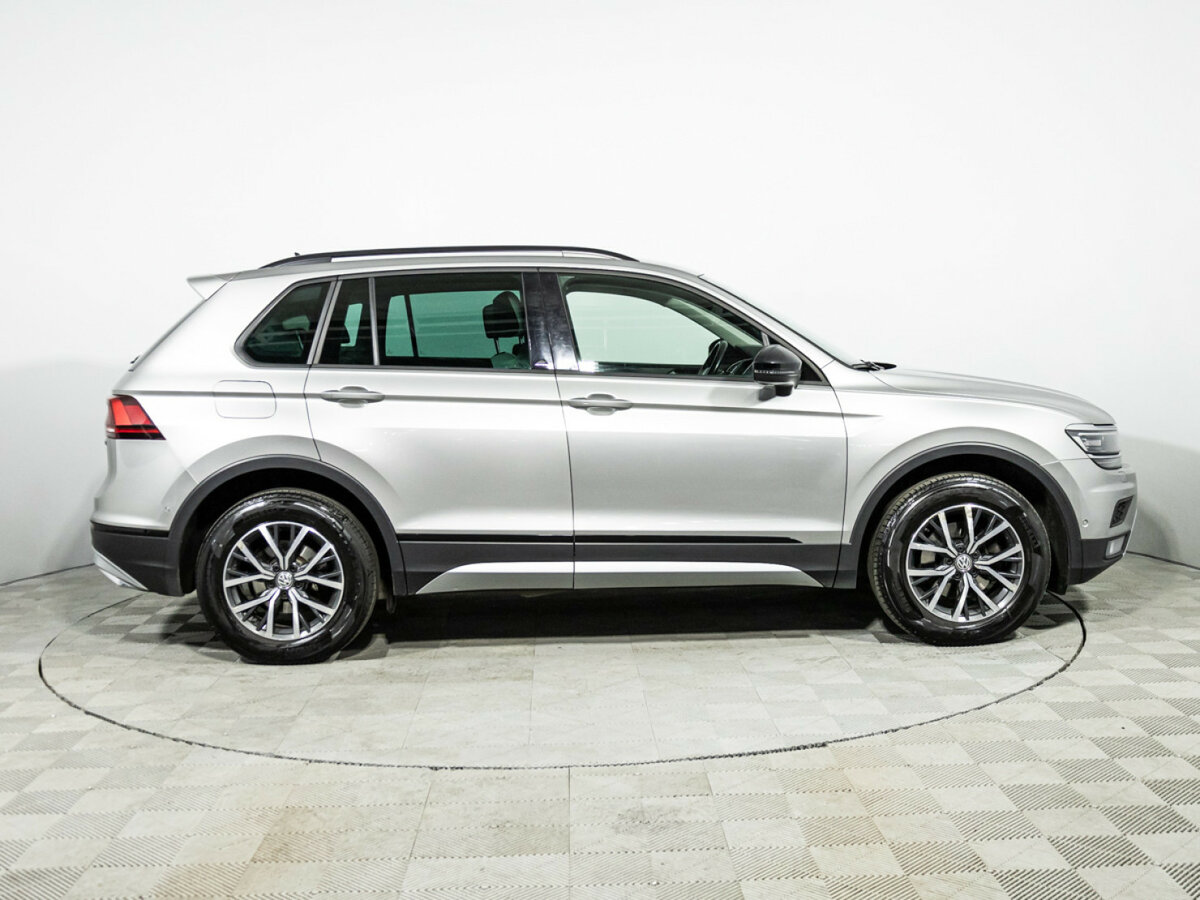 Купить Volkswagen Tiguan с пробегом. Фото: #3