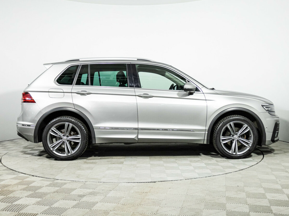 Купить Volkswagen Tiguan с пробегом. Фото: #3