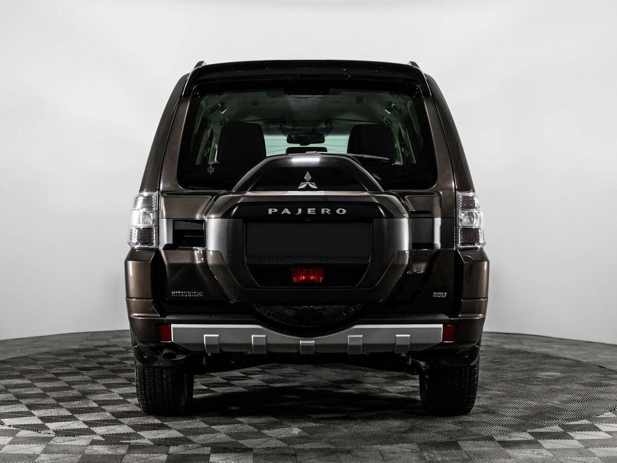 Купить Mitsubishi Pajero с пробегом. Фото: #6