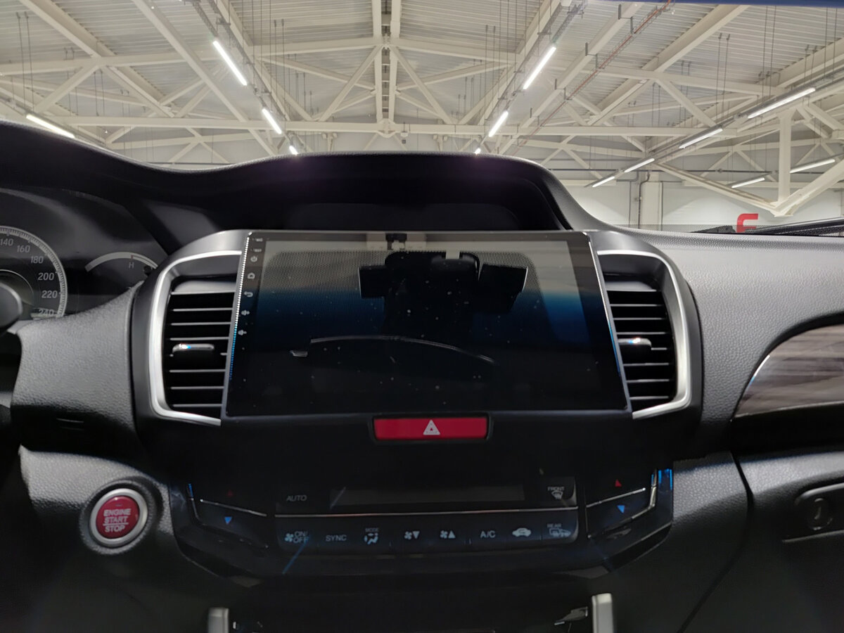 Купить Honda Accord с пробегом. Фото: #14