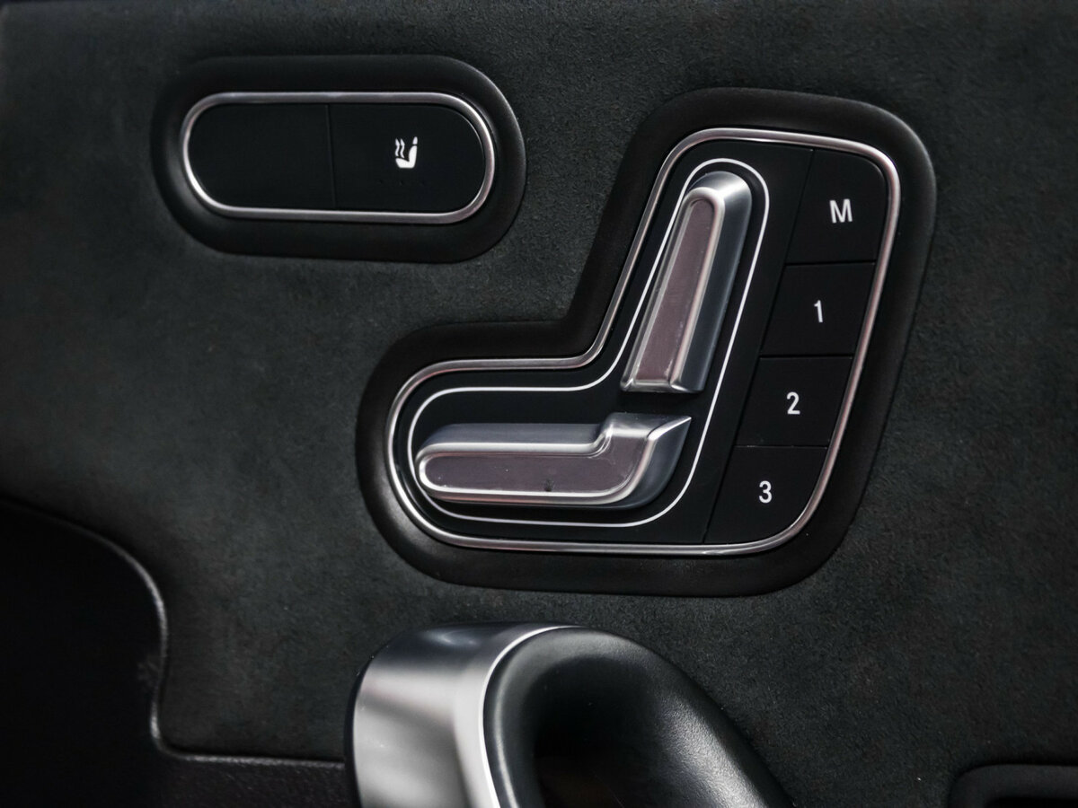 Купить Mercedes-Benz CLA с пробегом. Фото: #11