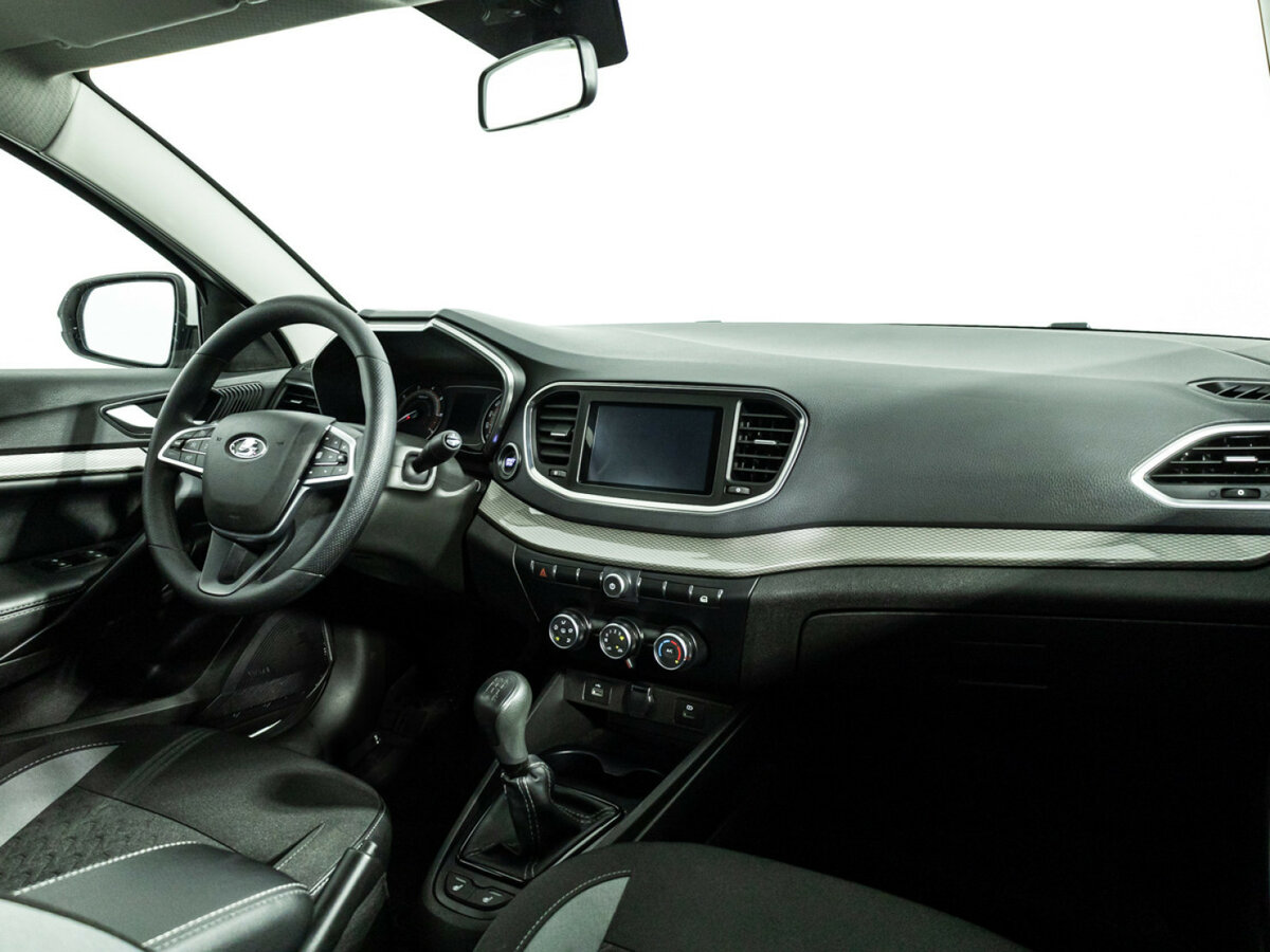 Купить Lada (ВАЗ) Vesta с пробегом. Фото: #8