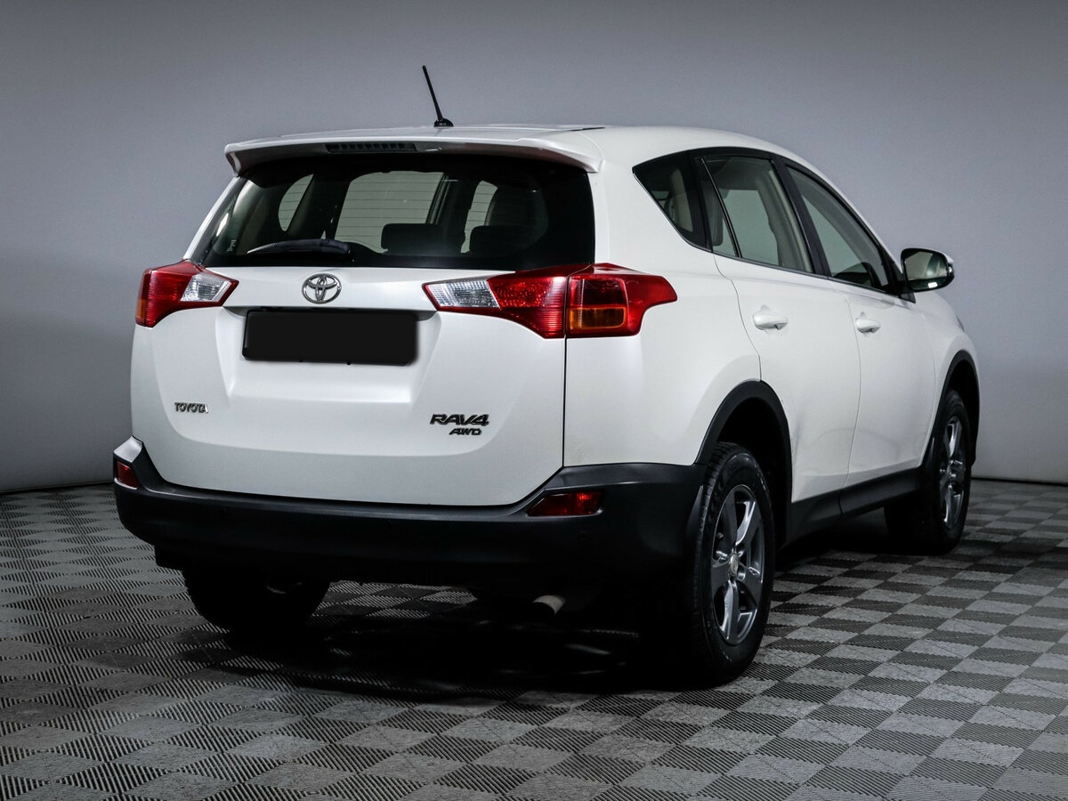 Купить Toyota RAV4 с пробегом. Фото: #4