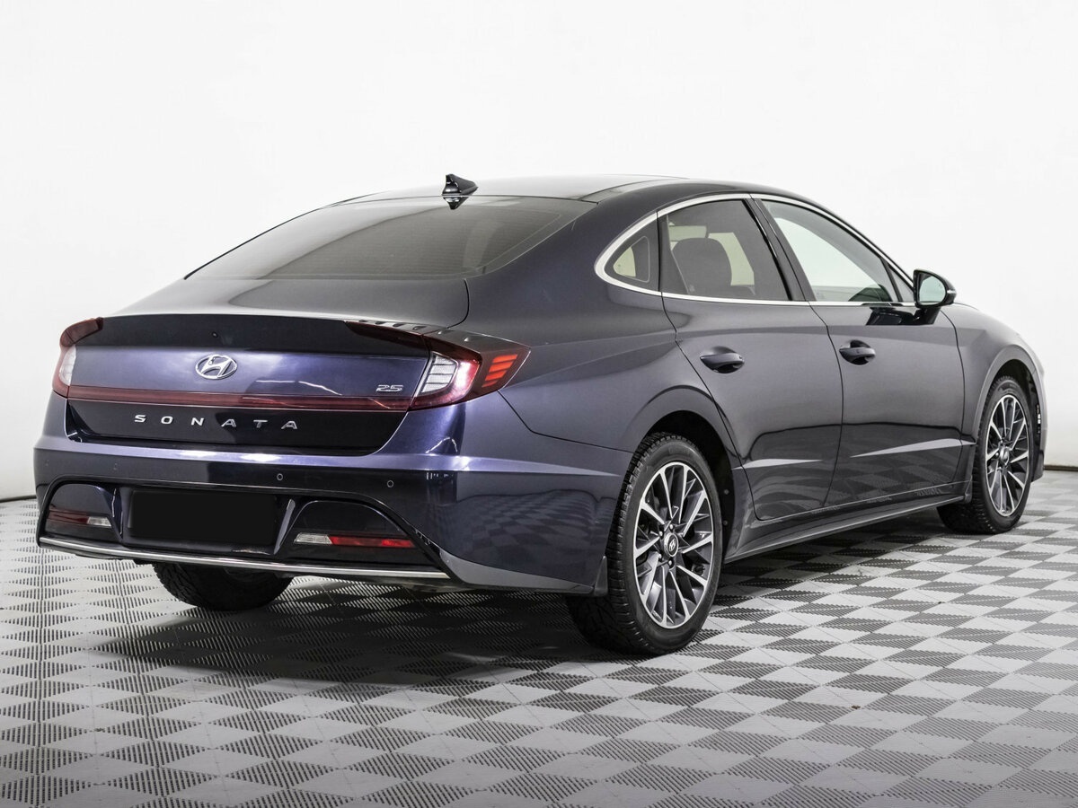 Купить Hyundai Sonata с пробегом. Фото: #3