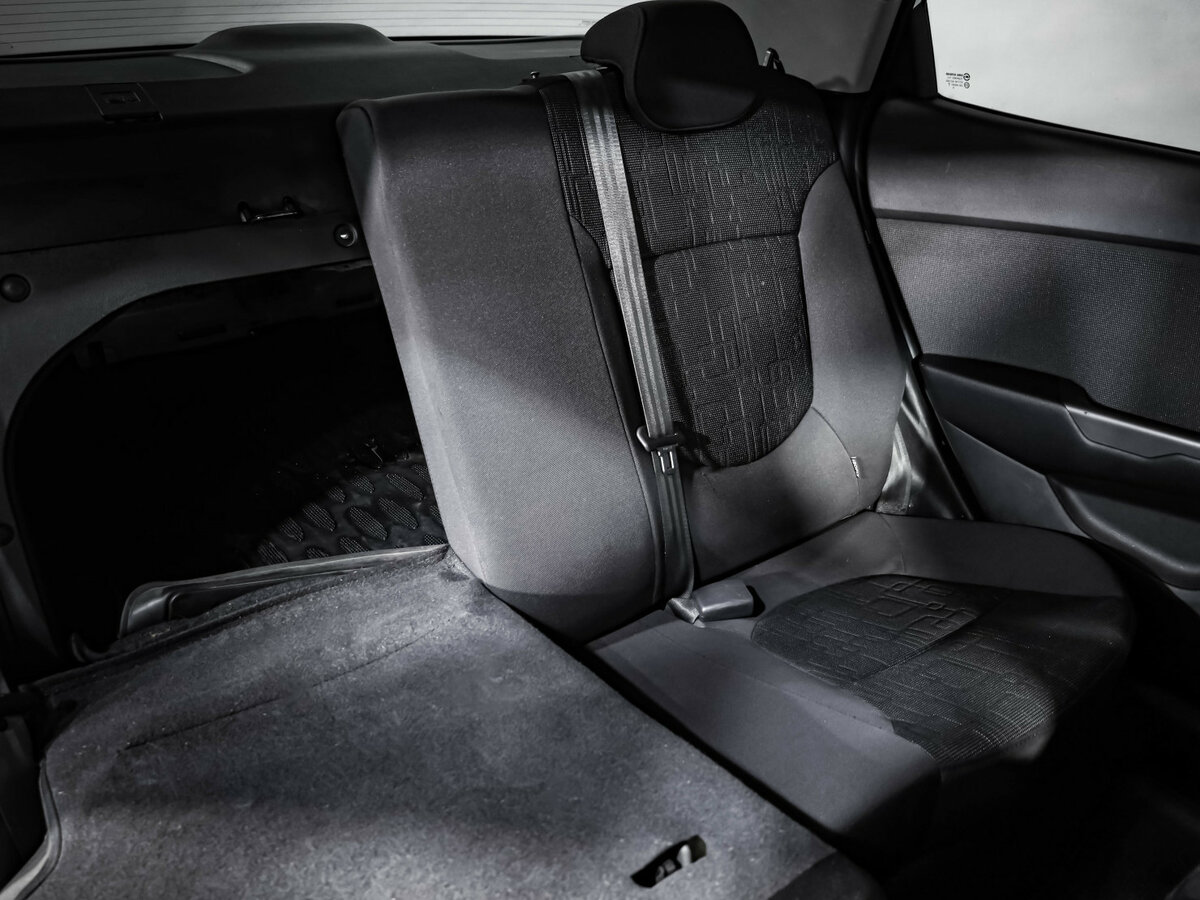 Купить Kia Rio с пробегом. Фото: #21