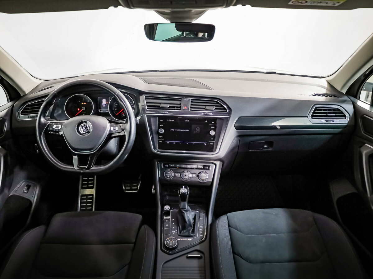 Купить Volkswagen Tiguan с пробегом. Фото: #8