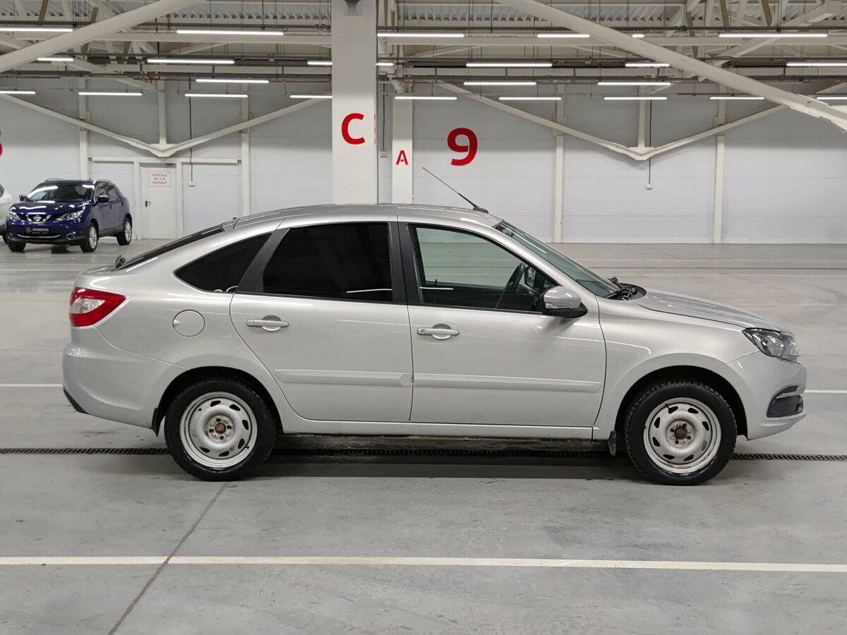 Купить Lada (ВАЗ) Granta с пробегом. Фото: #3