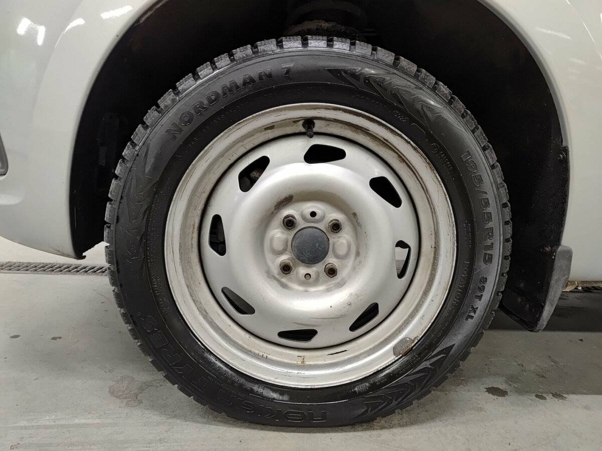 Купить Lada (ВАЗ) Granta с пробегом. Фото: #17