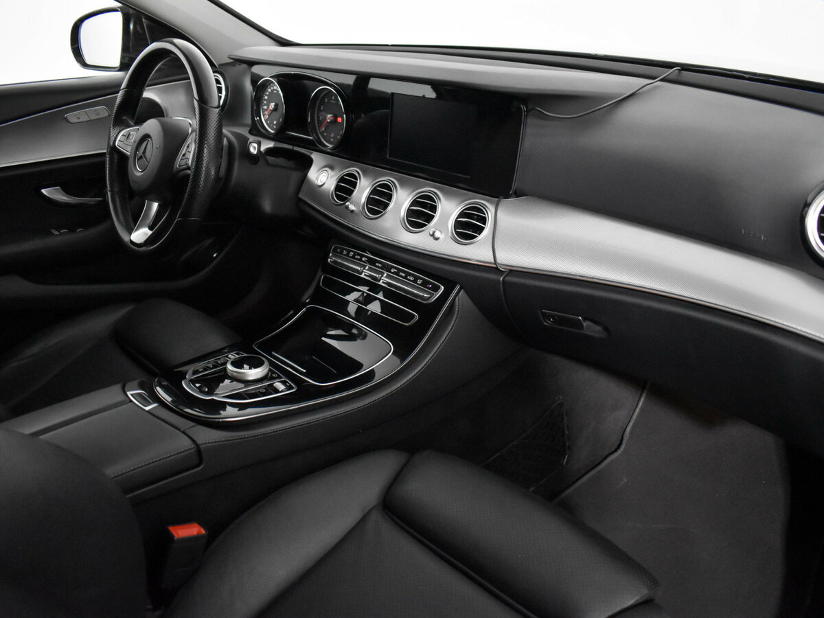 Купить Mercedes-Benz E-Класс с пробегом. Фото: #13