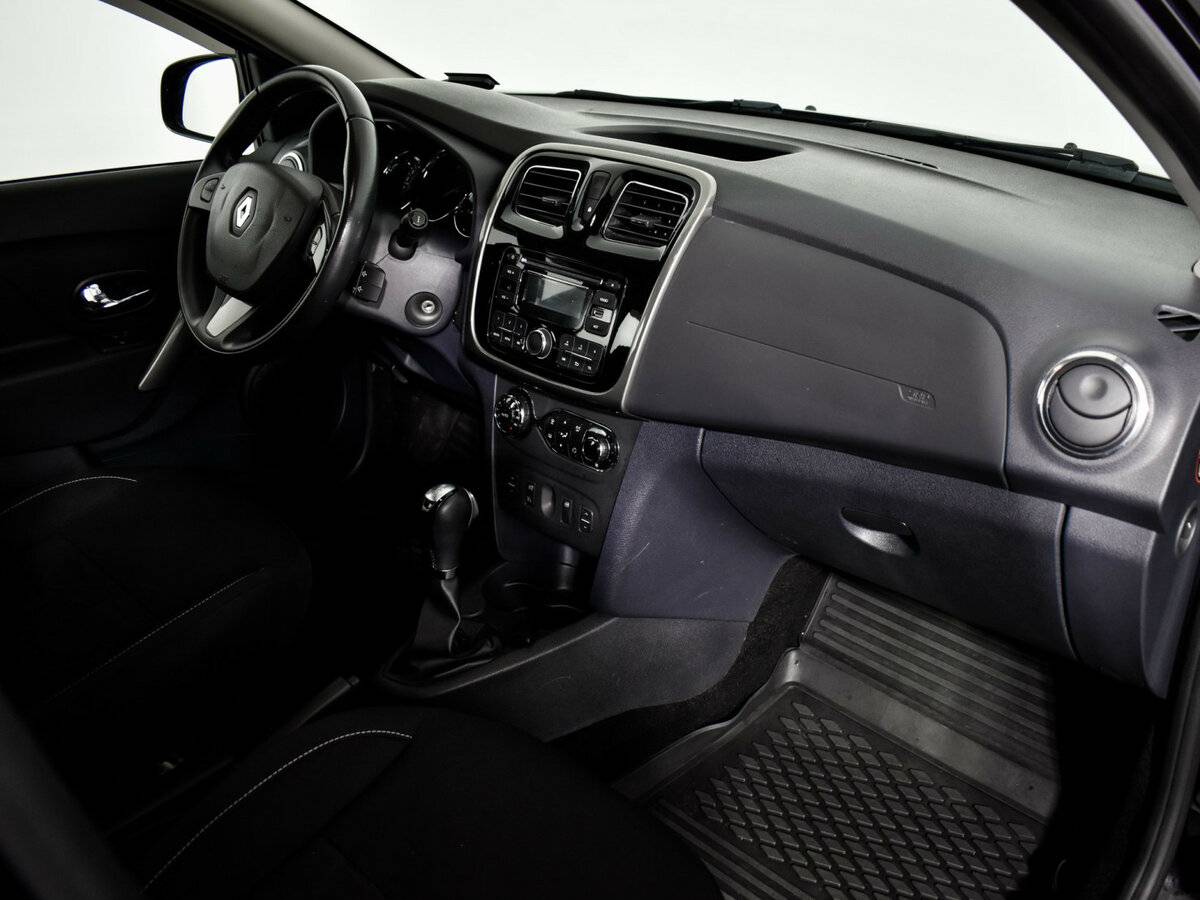 Купить Renault Sandero с пробегом. Фото: #12