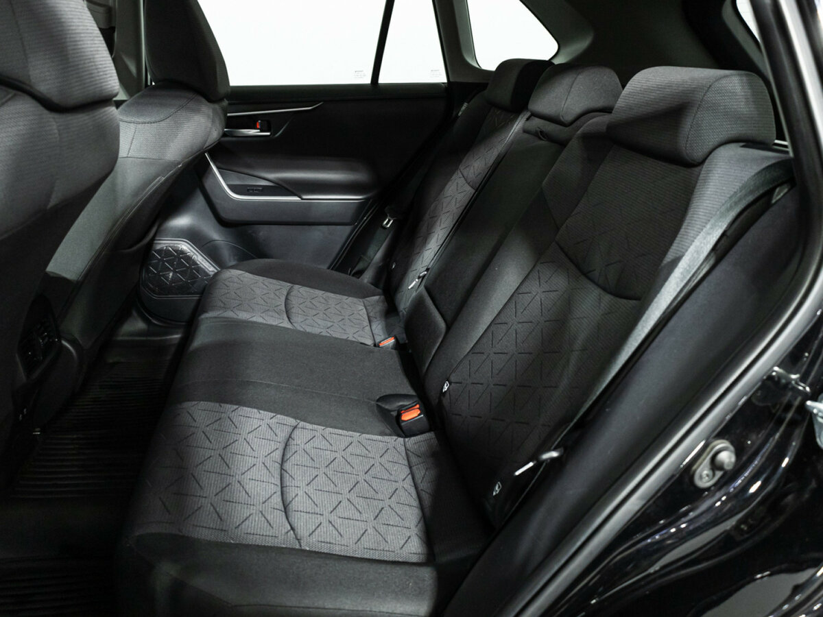 Купить Toyota RAV4 с пробегом. Фото: #9