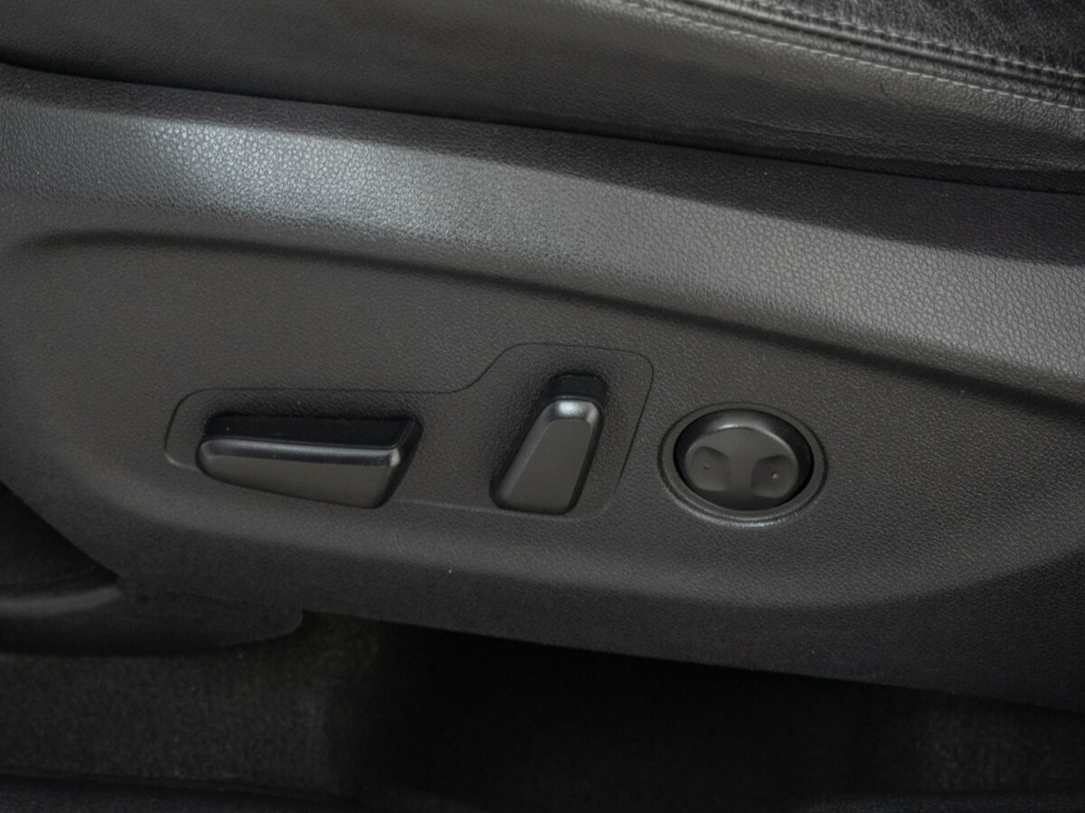 Купить Kia Sorento с пробегом. Фото: #16