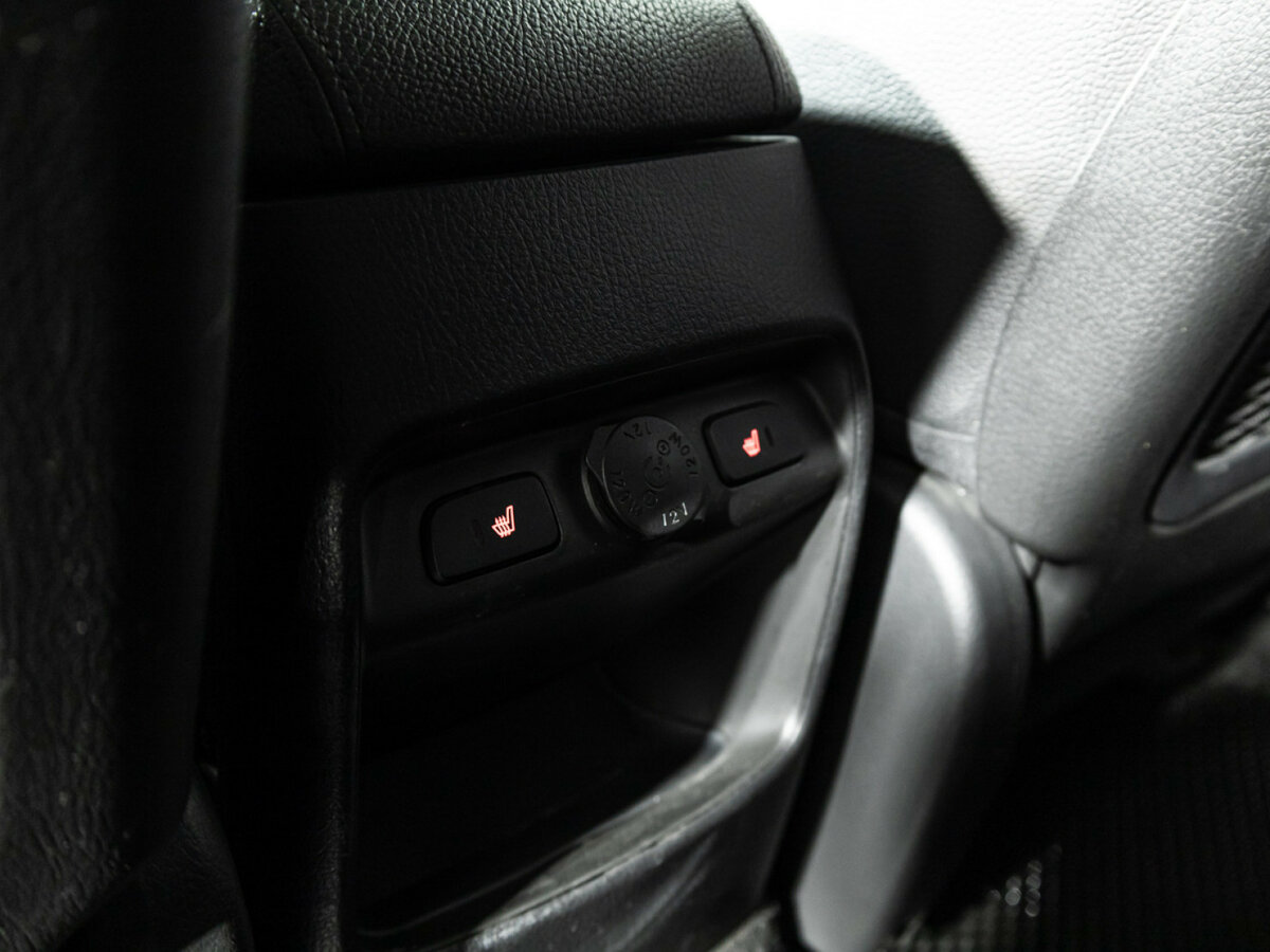 Купить Kia Sorento с пробегом. Фото: #18