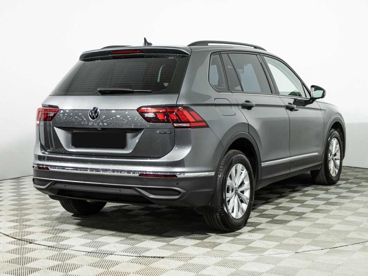 Купить Volkswagen Tiguan с пробегом. Фото: #4