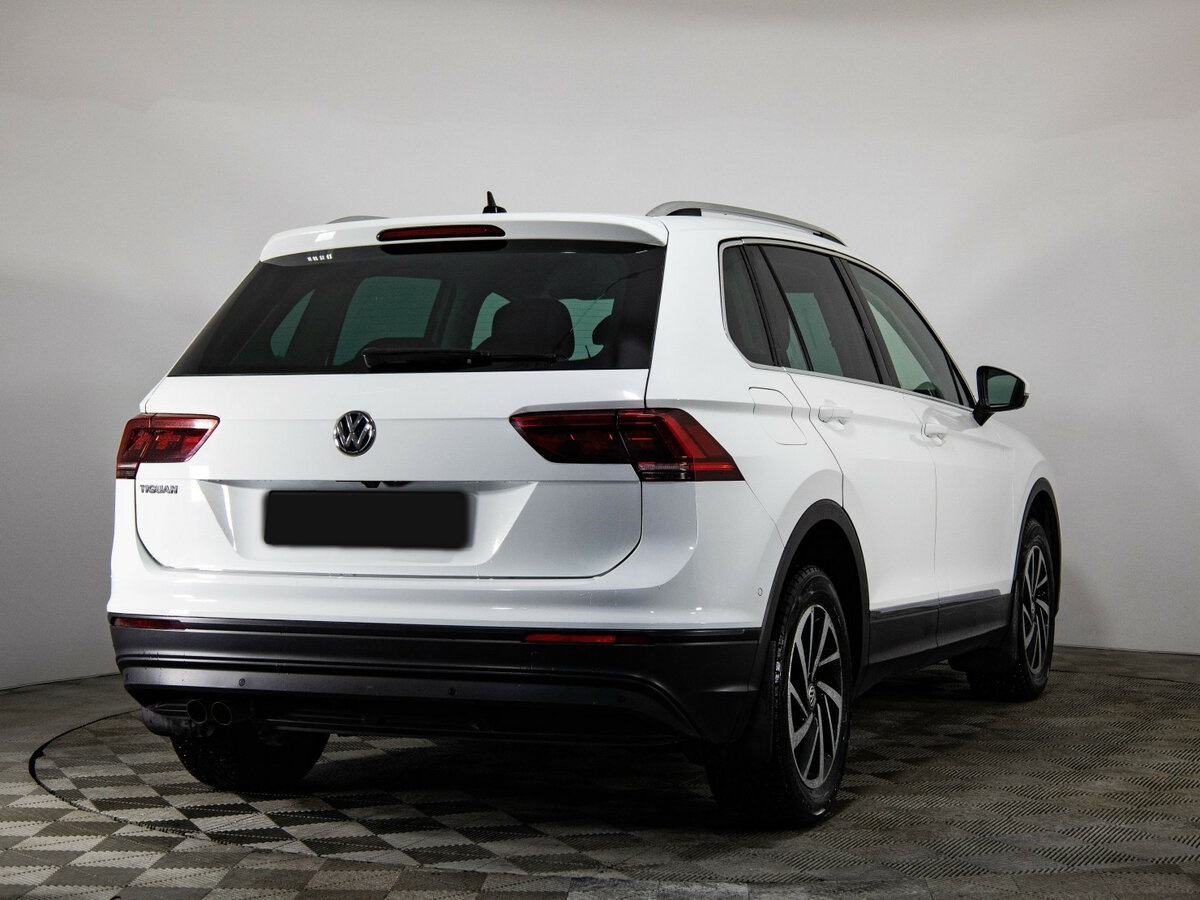 Купить Volkswagen Tiguan с пробегом. Фото: #4