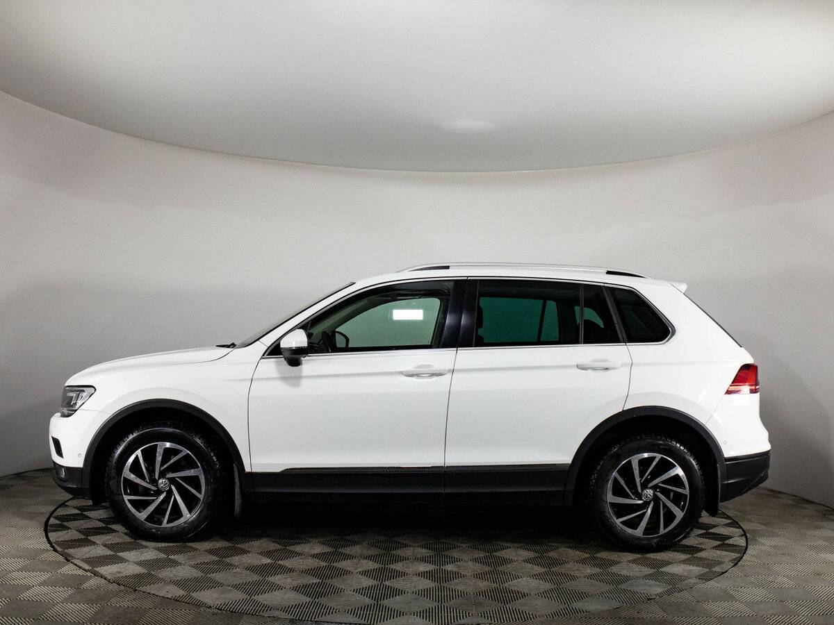 Купить Volkswagen Tiguan с пробегом. Фото: #7