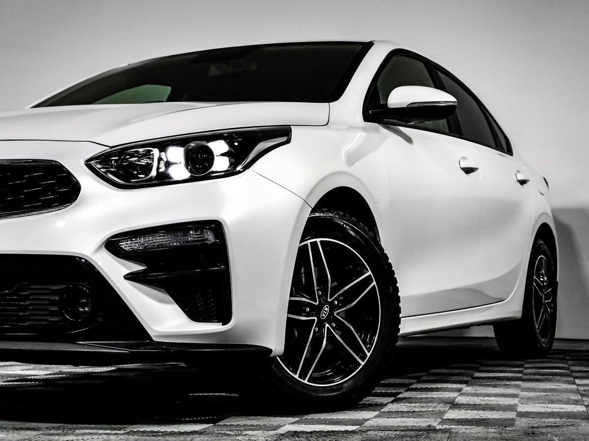 Купить Kia Cerato с пробегом. Фото: #1