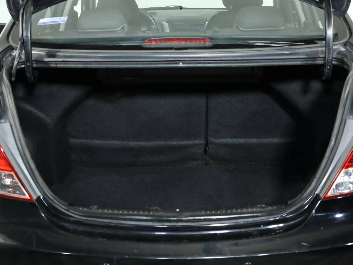 Купить Hyundai Solaris с пробегом. Фото: #27