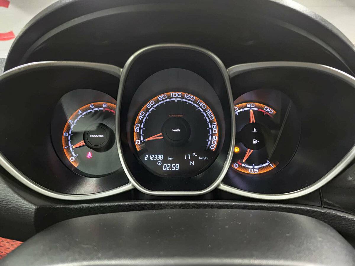 Купить Lada (ВАЗ) Vesta с пробегом. Фото: #12