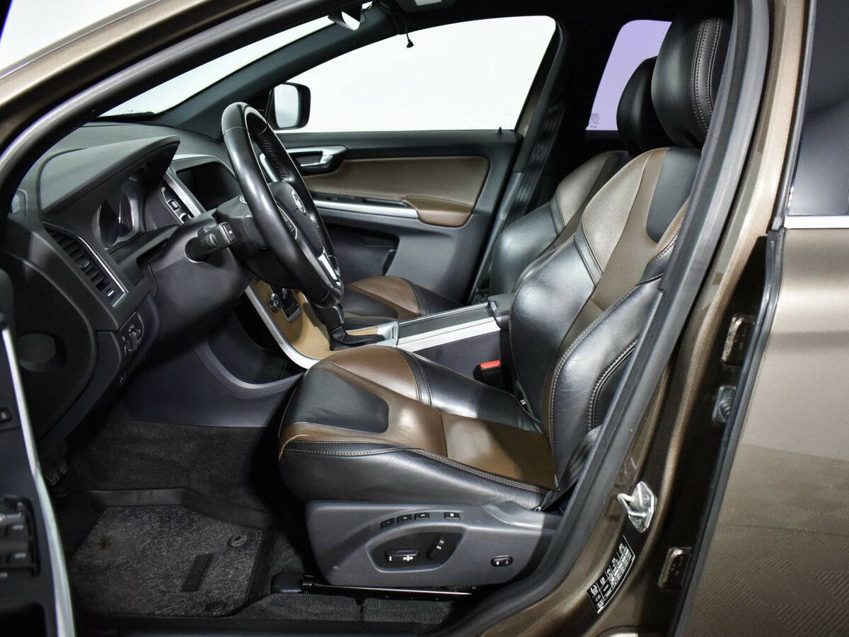 Купить Volvo XC60 с пробегом. Фото: #8