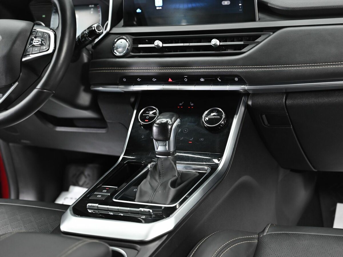 Купить Chery Tiggo 8 с пробегом. Фото: #11