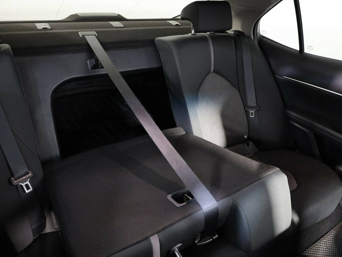 Купить Toyota Camry с пробегом. Фото: #25