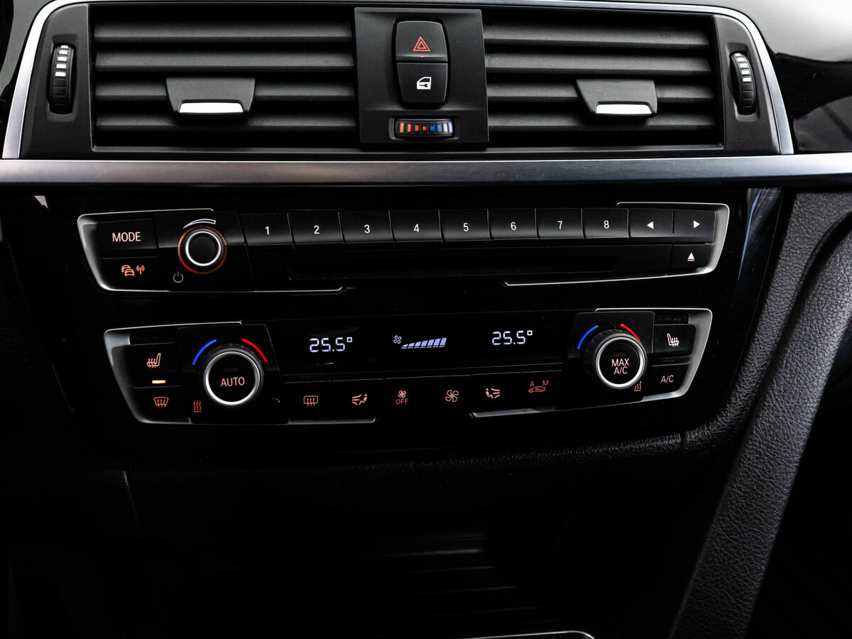 Купить BMW 3 серии с пробегом. Фото: #11