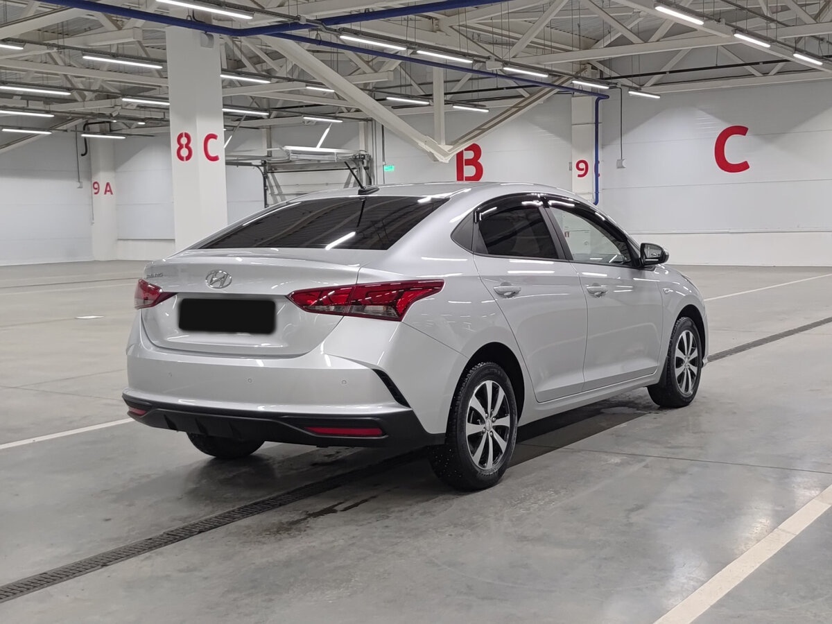 Купить Solaris HS с пробегом. Фото: #4