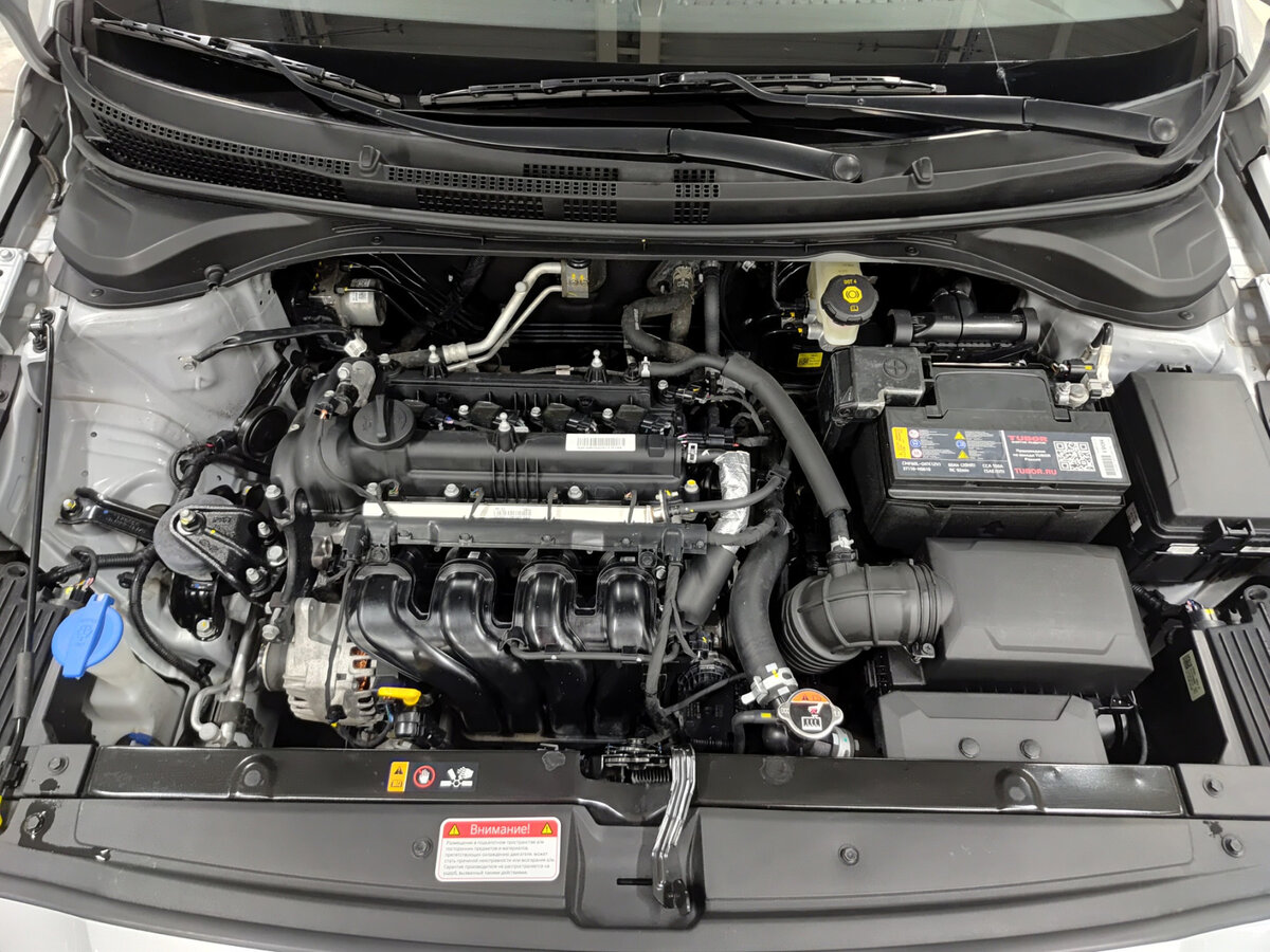 Купить Solaris HS с пробегом. Фото: #8