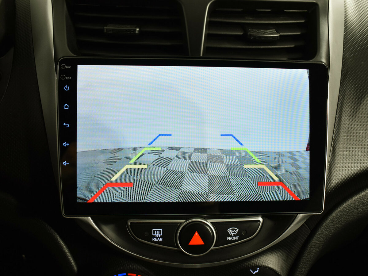 Купить Hyundai Solaris с пробегом. Фото: #14