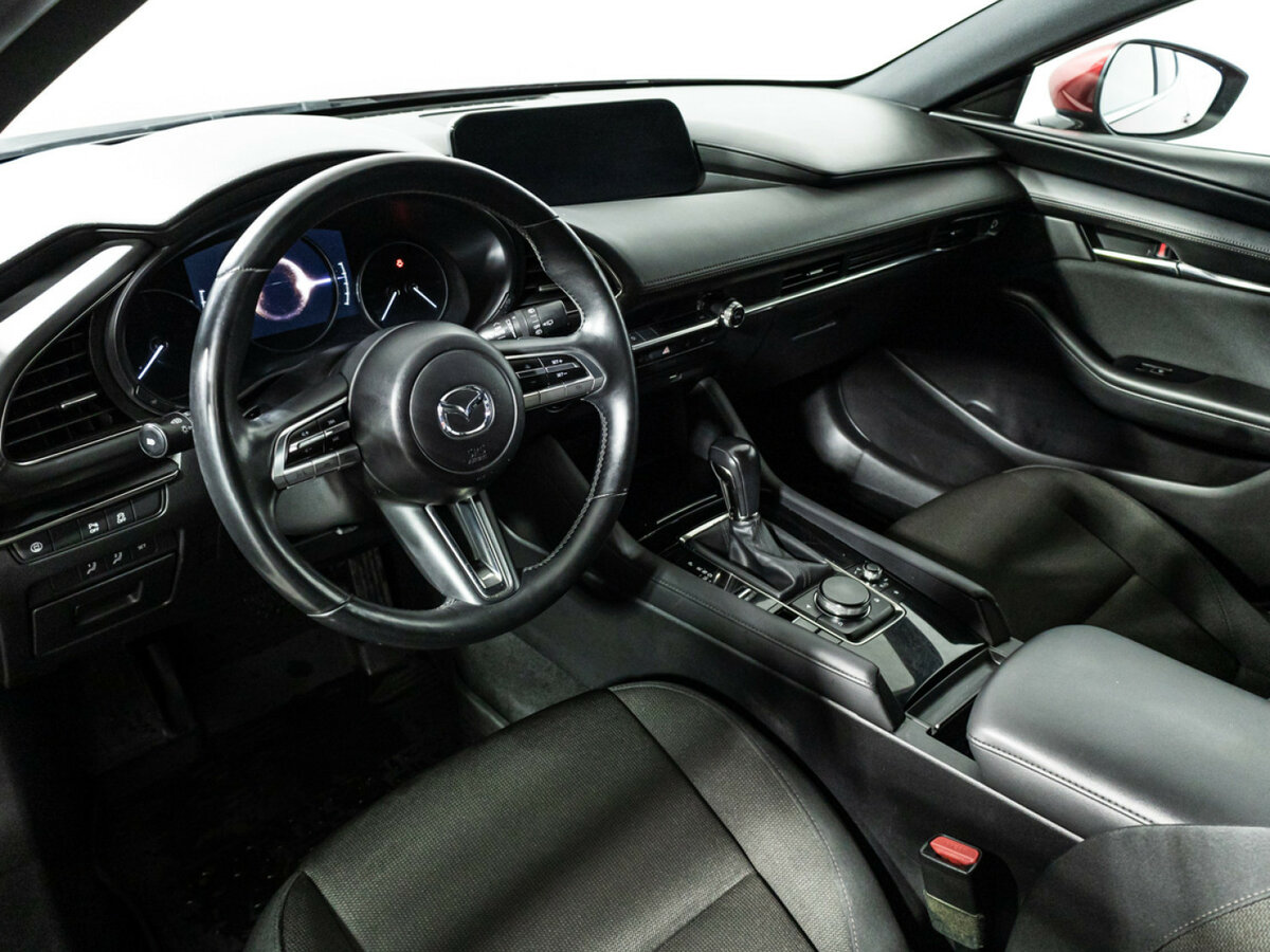 Купить Mazda 3 с пробегом. Фото: #10