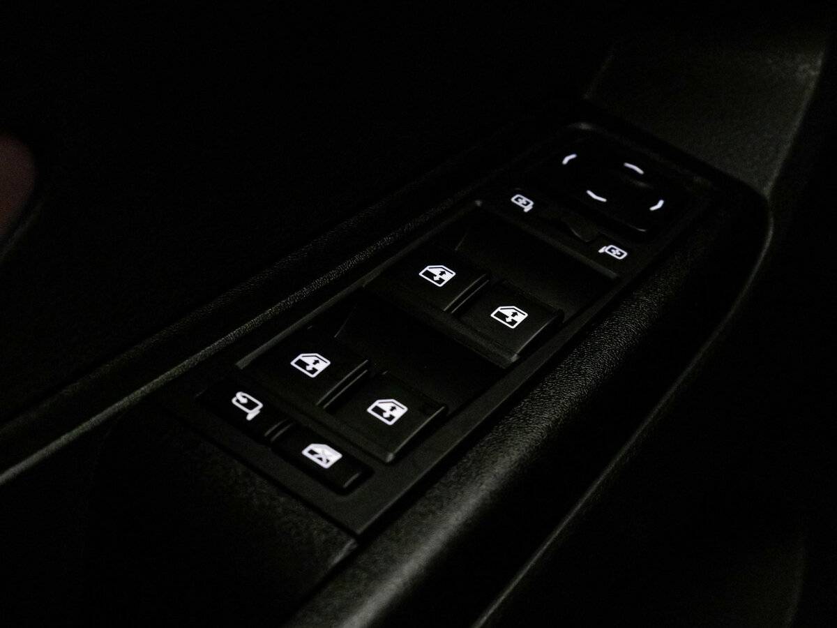 Купить Lada (ВАЗ) Vesta с пробегом. Фото: #12